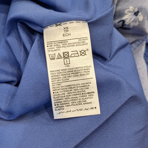 Old Navy Cornflower Blue Floral Cami Dress Tea/Maxi Length Size XS - Picture 8 of 10